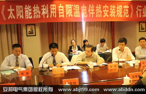 �����L���